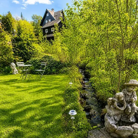 Ferienhaus Stort Hus Med Hage Og Bekk, 5 Soverom, 8 Min Til Sentrum Lillehammer